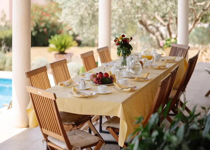 Clara In With Pool Кожино